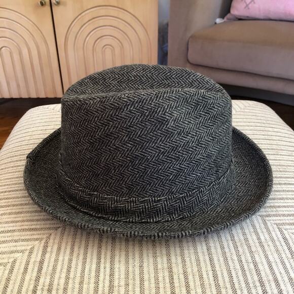 DOBBS Fifth Avenue Grey Tweed Fedora Hat - Picture 3 of 9